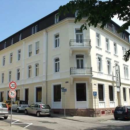 Hotel Deutscher Kaiser Baden-Baden Exteriör bild